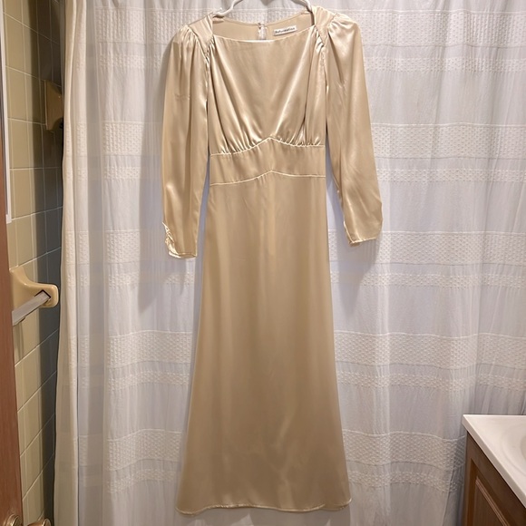 Reformation Arklow Dress - Picture 5 of 8